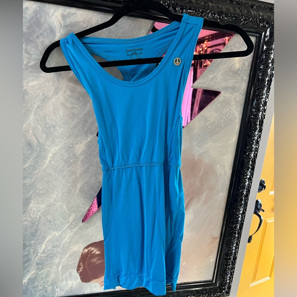 Juicy couture workout top, XS